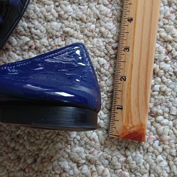 PRADA Patent Leather Flats & Oxfords flats size 37 - Picture 5 of 9